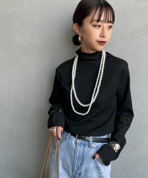 nenom（ネノム）の「[nenom/ネノム] ハイネックラメニットソー（Tシャツ/カットソー・レディース・ブラック/オフホワイト/グレー・F）」の22枚目の写真
