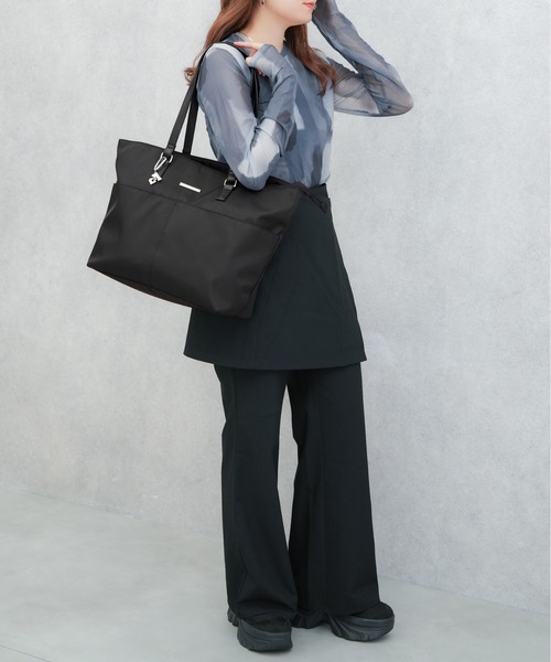 MURUA(ムルーア)の「【MURUA/ムルーア】 A4サイズ収納可 CASUAL・はっ水ツイル トートバッグ(トートバッグ・レディース・ブラック・FREE)」の14枚目の写真
