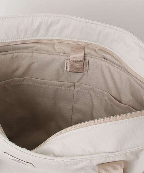 GREGORY(グレゴリー)の「スージートート SUSZY TOTE アッシュベージュ(トートバッグ・レディース・ベージュ系その他・ONE SIZE)」の4枚目の写真