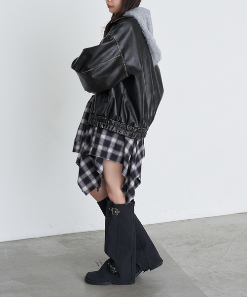 RAY CASSIN（レイカズン）の「レザーブルゾン（ブルゾン・レディース・ベージュ系その他2/ブラウン/ブラック・FREE）」の13枚目の写真