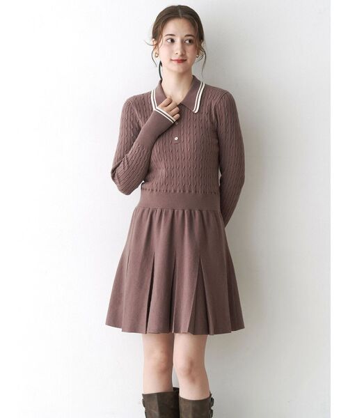 CALNAMUR(カルナムール)の「ニットプリーツワンピース(ワンピース・レディース・グレー/ネイビー/ブラウン・FREE)」の22枚目の写真