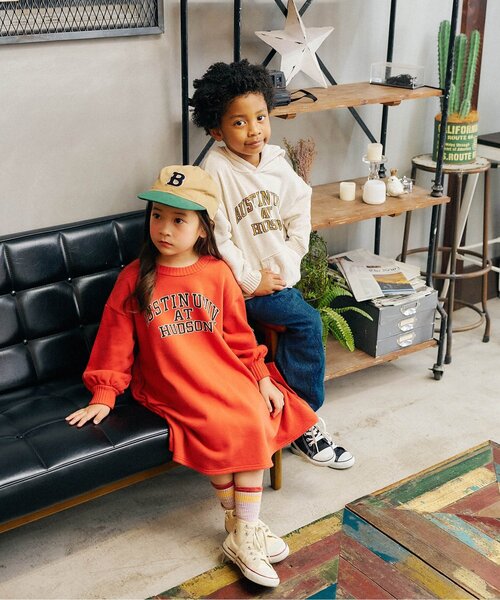 F.O.KIDS（エフオーキッズ）の「【リンク/ジュニア対応】カレッジロゴワンピース（ワンピース・キッズ・オレンジ/ブルー/ブラック/アイボリー・80/90/100/110/120/130/140）」の9枚目の写真