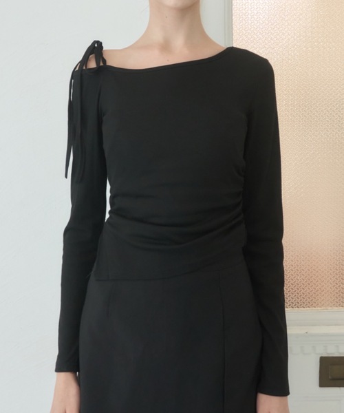 ワンショルリボントップス/one-shoulder ribbon tops（Tシャツ