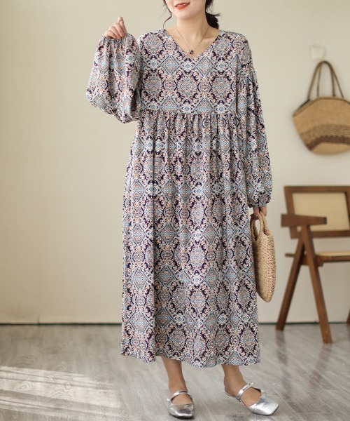 タグ付き 伊太利屋 定価 5.6万円 孔雀プリーツロングワンピース 伊太利屋 イタリヤ 総柄 プリーツ ロングワンピース ロングワンピ