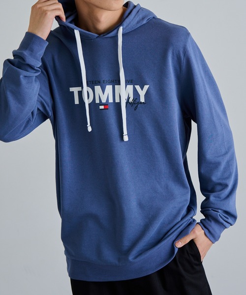 TOMMY HILFIGER — парка модель 09T4499