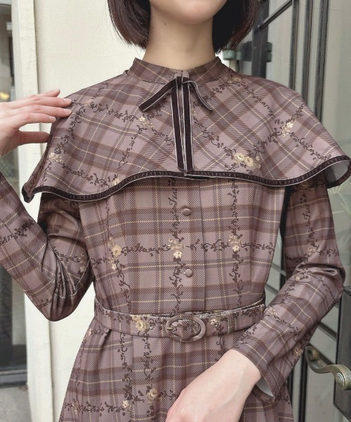 F i.n.t（フィント）の「プチフラワーチェック柄ケープ付きワンピース/fint フィント（ワンピース・レディース・ネイビー/ブラウン×イエロー・FREE）」の18枚目の写真