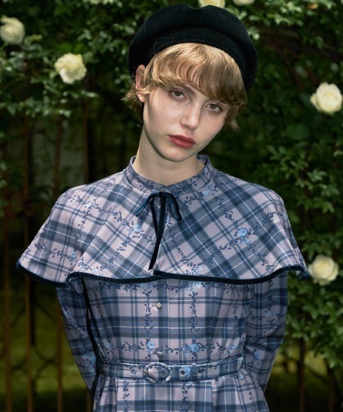 F i.n.t（フィント）の「プチフラワーチェック柄ケープ付きワンピース/fint フィント（ワンピース・レディース・ネイビー/ブラウン×イエロー・FREE）」の13枚目の写真