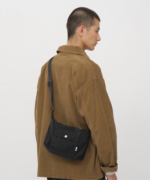 MHL.（エムエイチエル）の「MATT NYLON（ショルダーバッグ・レディース・ブラック/ホワイト系その他3・FREE）」の6枚目の写真