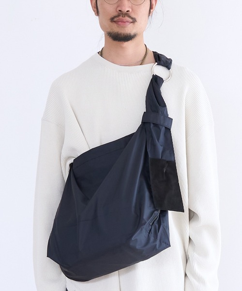 yorozu(ヨロズ)の「(CANNABIS別注)yorozu CORDURA TASUKI Shoulder 2番(111YZ134CN)(ショルダーバッグ・メンズ・ブラック・FREE)」の5枚目の写真