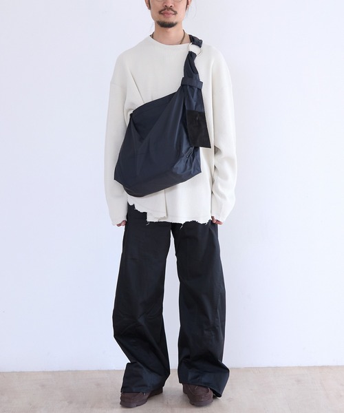 yorozu(ヨロズ)の「(CANNABIS別注)yorozu CORDURA TASUKI Shoulder 2番(111YZ134CN)(ショルダーバッグ・メンズ・ブラック・FREE)」の8枚目の写真