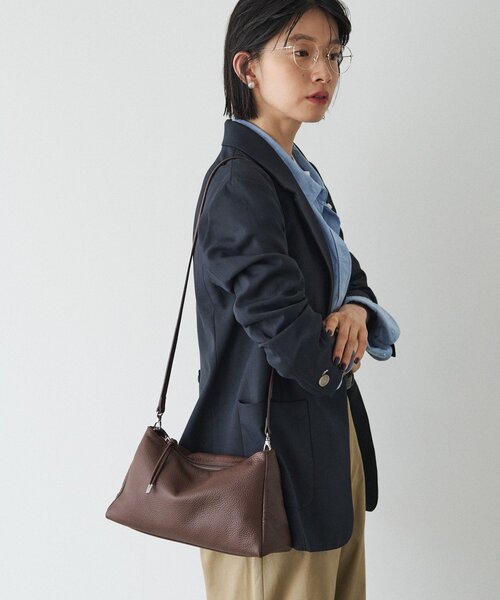 russet(ラシット)の「レザー2WAYショルダーバッグ(ショルダーバッグ・レディース・アイボリー/ブラック/ダークブラウン/サックスブルー・FREE)」の11枚目の写真