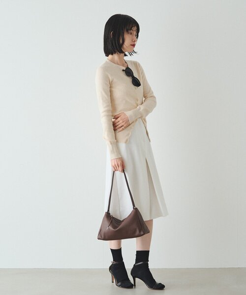 russet(ラシット)の「レザー2WAYショルダーバッグ(ショルダーバッグ・レディース・アイボリー/ブラック/ダークブラウン/サックスブルー・FREE)」の15枚目の写真