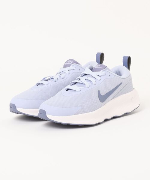 NIKE(ナイキ)の「NIKE ナイキ W PROMINA EXTRA WIDE ウィメンズ プロミナ エクストラ ワイド WHQ8478 001GHOST/WRLDIN(スニーカー・レディース・ブラック・25.5cm/25.0cm/24.5cm/24.0cm/23.5cm/23.0cm/22.5cm)」の1枚目の写真