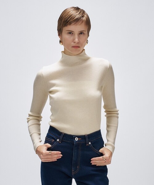 cloenc（クロエンス）の「【手洗い可】シルクカシミヤ混ハイネックニット（ニット/セーター・レディース・ブラック系8/グレー系4/ホワイト系9/ブラウン系8・02）」の6枚目の写真