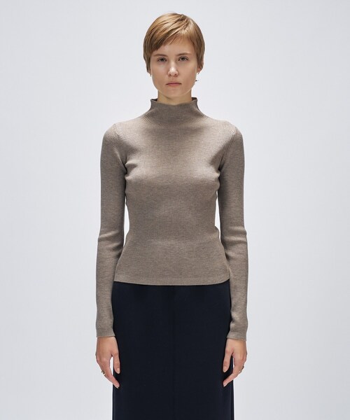 cloenc（クロエンス）の「【手洗い可】シルクカシミヤ混ハイネックニット（ニット/セーター・レディース・ブラック系8/グレー系4/ホワイト系9/ブラウン系8・02）」の11枚目の写真