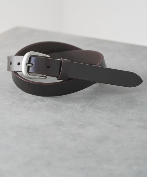 An+u(アンユー)の「25mm レザーベルト(ベルト・メンズ・ブラック/オリーブ/ネイビー/ダークブラウン/キャメル/レッド・ONE SIZE)」の1枚目の写真