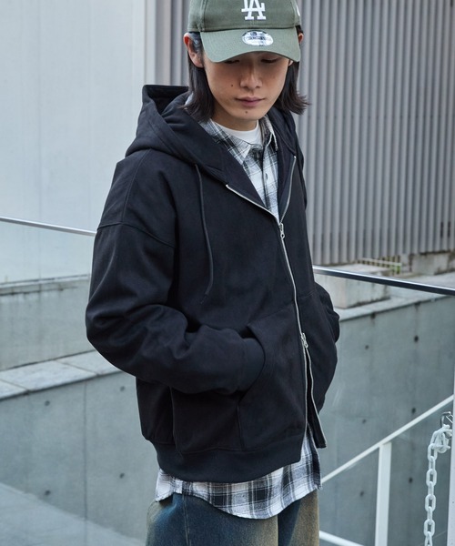 MONO-MART（モノマート）の「スウェードライク ボア オーバーサイズダブルジップパーカー（パーカー・メンズ・ブラック/ダークグレー/ブラウン/ライトグレー・L/M）」の15枚目の写真