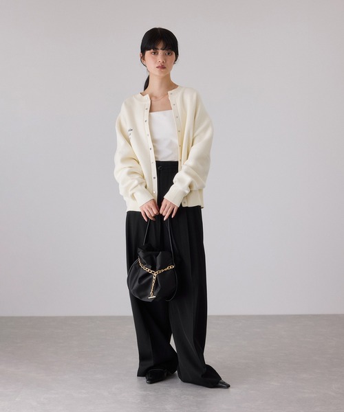 ADAM ET ROPE'(アダムエロペ)の「【サステナブル】チェーン巾着バッグ(ハンドバッグ・レディース・ブラック/ブラウン・FREE)」の13枚目の写真