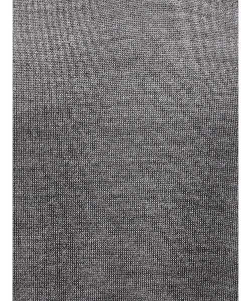 TONAL(トーナル)の「ロロピアーナウールVネックニット(ニット/セーター・レディース・グレー/ブルー/ブラック・MEDIUM)」の19枚目の写真