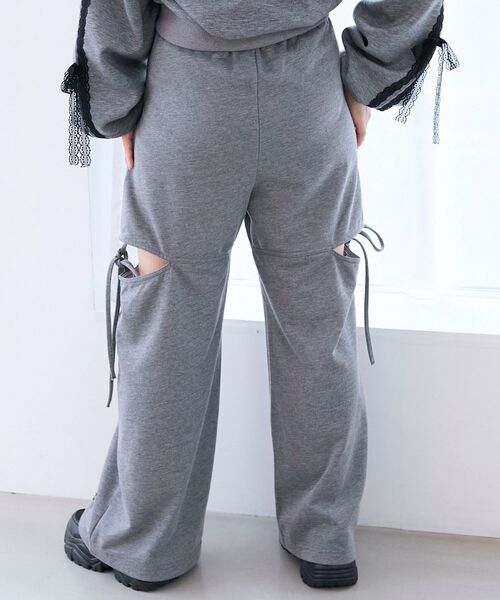 MAJESTIC LEGON（マジェスティックレゴン）の「スリット入りキラキラスウェットパンツ（スウェットパンツ・レディース・ブラック/チャコールグレー/オートミール・MEDIUM）」の16枚目の写真