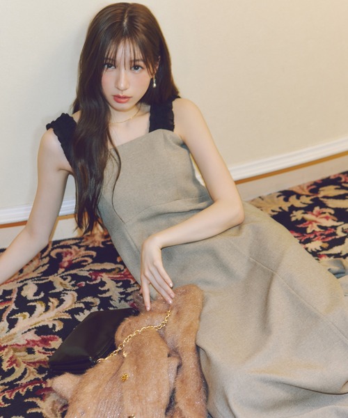 NATURAL BEAUTY BASIC（ナチュラルビューティーベーシック）の「◇【白宮みずほさんコラボ】フリルショルダージャンスカ（ジャンパースカート・レディース・ベージュ系その他/グレー系その他/ブラック系その他・P/S/SMALL/MEDIUM）」の9枚目の写真