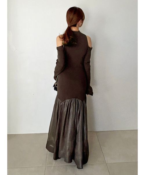 Sustainableコールドショルダーニットワンピース（ワンピース