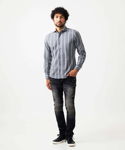 MICHEL KLEIN HOMME (ミッシェルクランオム)の「ストライプ柄長袖シャツ(シャツ/ブラウス・メンズ・グレー/ベージュ・MEDIUM/LARGE/X-LARGE)」の6枚目の写真