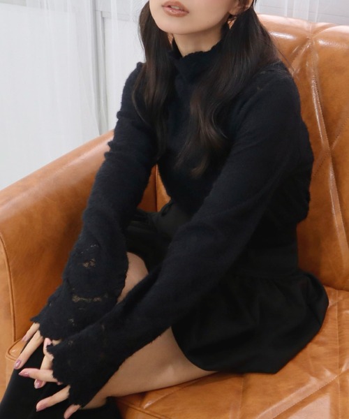 CECIL McBEE（セシルマクビー）の「レース切替ハイネックニットプルオーバー（ニット/セーター・レディース・ホワイト/ブラック・MEDIUM）」の3枚目の写真
