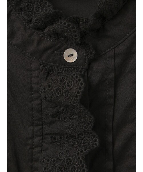 MidiUmi（ミディウミ）の「MidiUmi ピンタックレースシャツ（シャツ/ブラウス・レディース・オフホワイト/ブラック/アイボリー・FREE）」の7枚目の写真