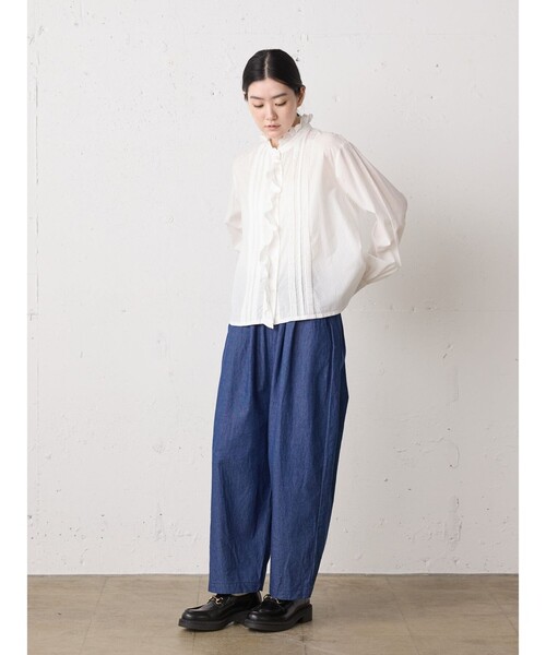 MidiUmi（ミディウミ）の「MidiUmi ピンタックレースシャツ（シャツ/ブラウス・レディース・オフホワイト/ブラック/アイボリー・FREE）」の13枚目の写真