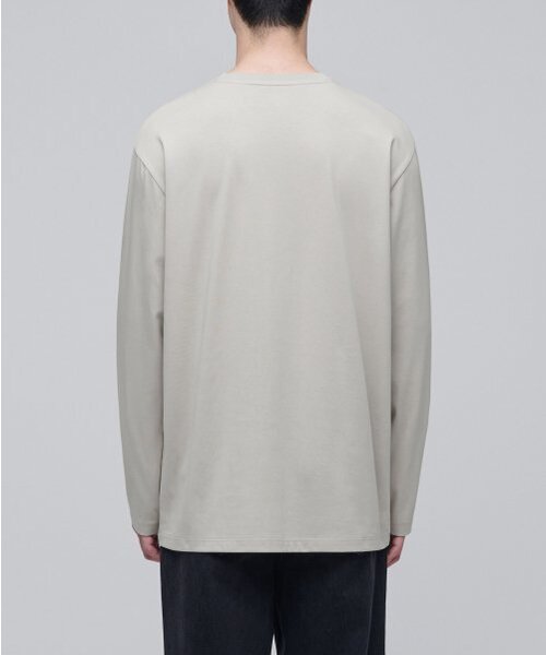 MUSINSA STANDARD（ムシンサスタンダード）の「スーピマリラックスドクルーネック長袖Tシャツ[マッシュルーム]（Tシャツ/カットソー・メンズ・その他・SMALL/MEDIUM/LARGE/X-LARGE/XX-LARGE）」の3枚目の写真