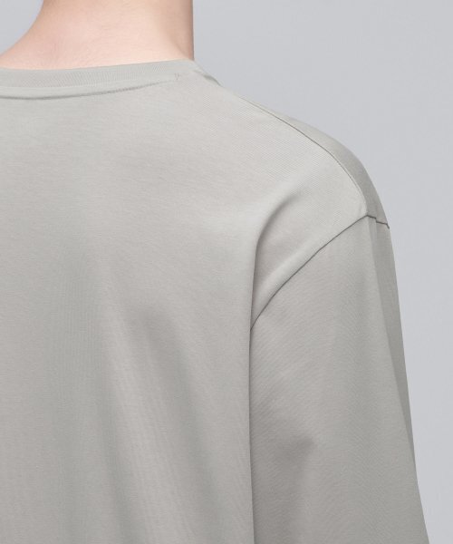 MUSINSA STANDARD（ムシンサスタンダード）の「スーピマリラックスドクルーネック長袖Tシャツ[マッシュルーム]（Tシャツ/カットソー・メンズ・その他・SMALL/MEDIUM/LARGE/X-LARGE/XX-LARGE）」の6枚目の写真