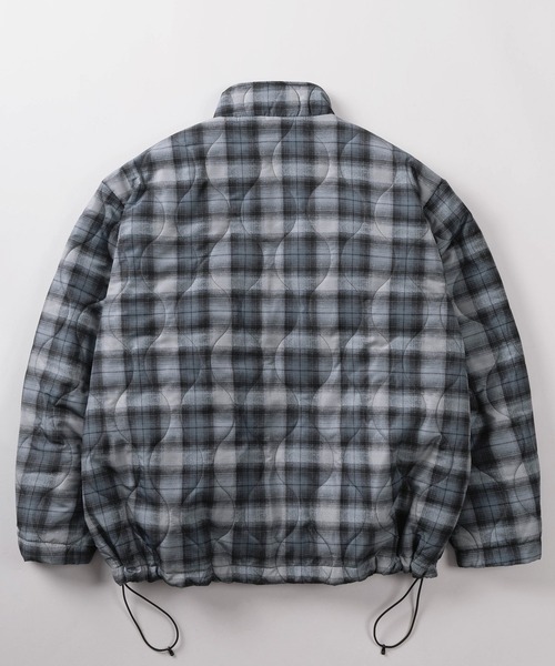 mihns closet(ミンズクローゼット)の「【76】【mihns closet/ミンズクローゼット】 スタンドカラー チェック キルティング ブルゾン/ワンポイントロゴ /ドローコード/ユニセックス(ブルゾン・レディース・ダークグリーン/グレー/ブラック・M/L/XL)」の4枚目の写真
