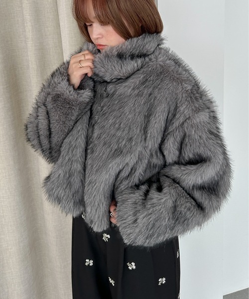 PILIT（ピリット）の「ミックスファー2wayコート（ステンカラーコート・レディース・モカ/チャコールグレー・MEDIUM）」の2枚目の写真