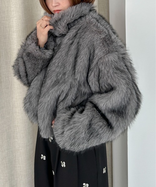 PILIT（ピリット）の「ミックスファー2wayコート（ステンカラーコート・レディース・モカ/チャコールグレー・MEDIUM）」の5枚目の写真