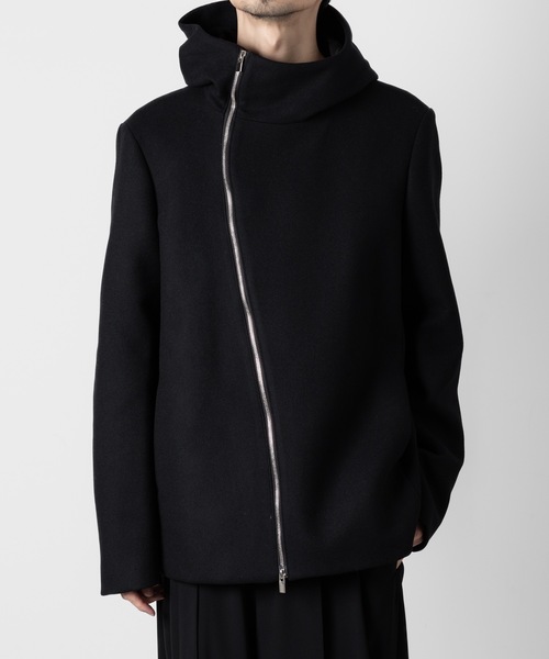 ATTACHMENT（アタッチメント）の「ウール・カシミヤ ダブルメルトン ラウンドジップ フーデッドコート / WO/CA DOUBLE MELTON ROUND ZIP HOODED COAT（ブルゾン・メンズ・グレー系/ブラック・1/2/3/4）」の2枚目の写真