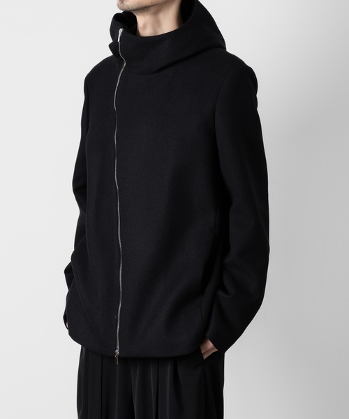 ATTACHMENT（アタッチメント）の「ウール・カシミヤ ダブルメルトン ラウンドジップ フーデッドコート / WO/CA DOUBLE MELTON ROUND ZIP HOODED COAT（ブルゾン・メンズ・グレー系/ブラック・1/2/3/4）」の16枚目の写真