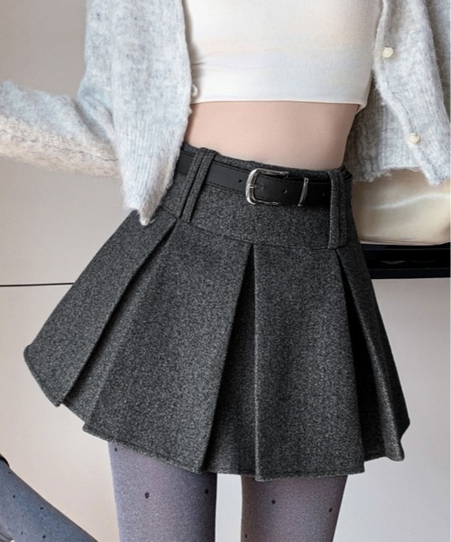 kirakiraShop（キラキラショップ）の「ウールタッチ ベルト付き プリーツ ミニ スカート（スカート・レディース・ブラック/チャコール・M/S/L）」の7枚目の写真