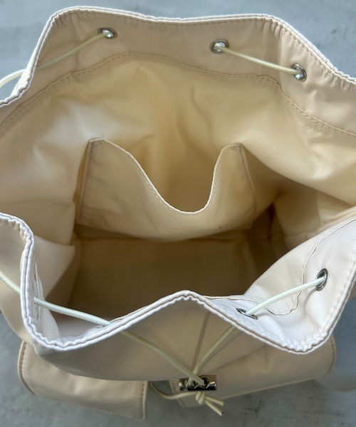 AIC.（エーアイシー）の「2WAYアウトポケットナイロンバック（ショルダーバッグ・レディース・ブラック/アイボリー・FREE）」の3枚目の写真