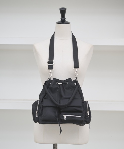 AIC.（エーアイシー）の「2WAYアウトポケットナイロンバック（ショルダーバッグ・レディース・ブラック/アイボリー・FREE）」の12枚目の写真