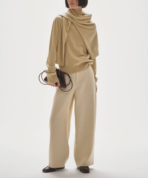 TODAYFUL(トゥデイフル)の「TODAYFUL Drawstring Leather Bag 12521027(ハンドバッグ・レディース・ブラウン/ブラック・FREE)」の13枚目の写真
