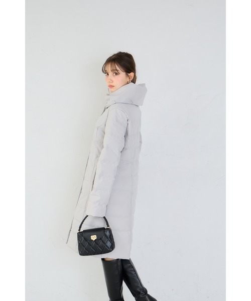 tocco closet（トッコ　クローゼット）の「リボンカラーダウンロングコート（ダウンジャケット/コート・レディース・グレー/アイボリー/ブラック・M）」の9枚目の写真