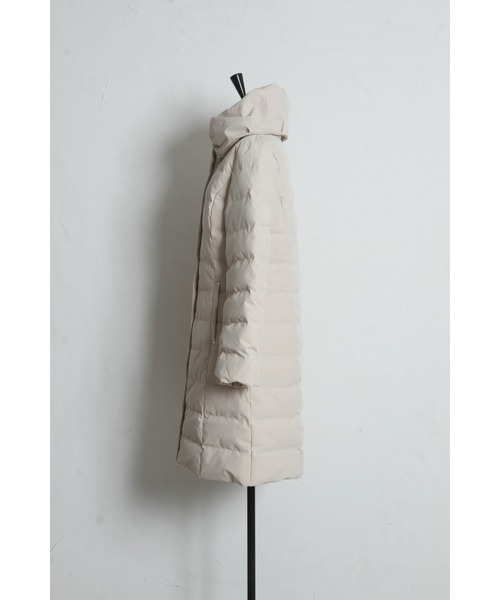 tocco closet（トッコ　クローゼット）の「リボンカラーダウンロングコート（ダウンジャケット/コート・レディース・グレー/アイボリー/ブラック・M）」の13枚目の写真