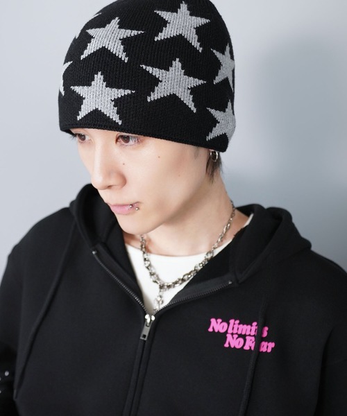 SPINNS（スピンズ）の「裏地フリースであったか♪ジャガードシングルニットビーニー/スモールスター/ユニセックス（ニットキャップ/ビーニー・メンズ・ブラック/グリーン・ONESIZE）」の2枚目の写真