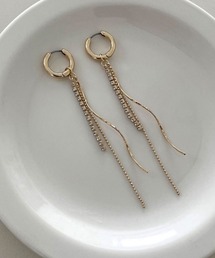 マルチウェイ ロング チャーム フープ ピアス