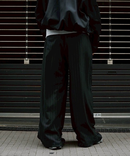 CONZ(コンズ)の「EX.stripe design trousers(スラックス・レディース・ブラック/グレー・S/XS)」の6枚目の写真