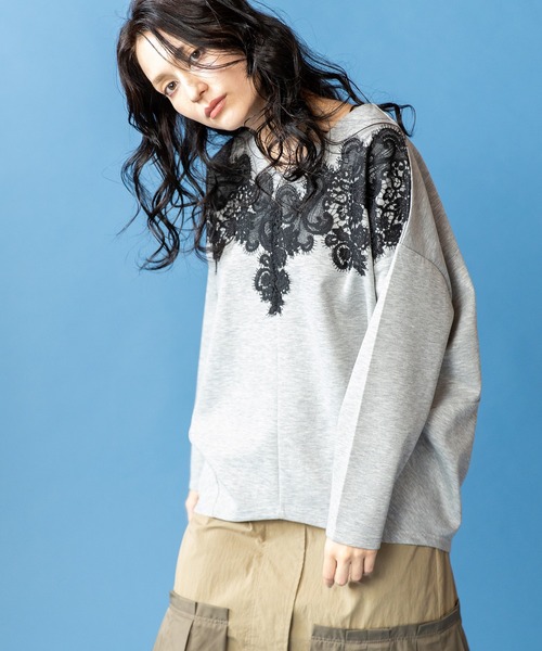 OSMOSIS（オズモーシス）の「レースモチーフVネックプルオーバー（Tシャツ/カットソー・レディース・ブラック/グレー/アイボリー・ONE SIZE）」の14枚目の写真