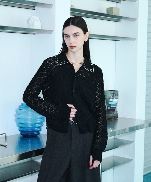 seyto(セイト)の「Bijou collar openwork knit cardigan / ビジューカラー透かし編みニットカーディガン(カーディガン/ボレロ・メンズ・ブラック/ブルー・2/3)」の3枚目の写真