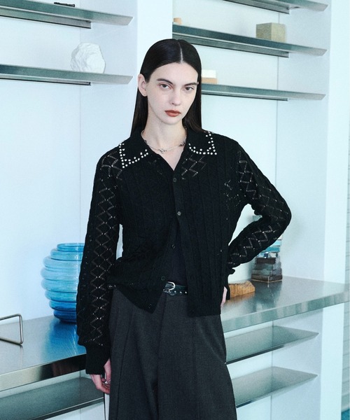 seyto(セイト)の「Bijou collar openwork knit cardigan / ビジューカラー透かし編みニットカーディガン(カーディガン/ボレロ・メンズ・ブラック/ブルー・2/3)」の5枚目の写真