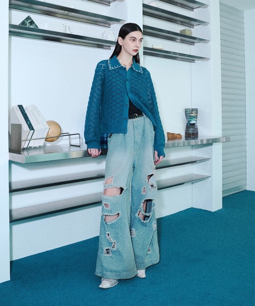 seyto(セイト)の「Bijou collar openwork knit cardigan / ビジューカラー透かし編みニットカーディガン(カーディガン/ボレロ・メンズ・ブラック/ブルー・2/3)」の22枚目の写真